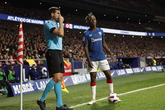 Nico Williams rep insults racistes durant l'Atlètic de Madrid - Athletic Club / Foto: EFE